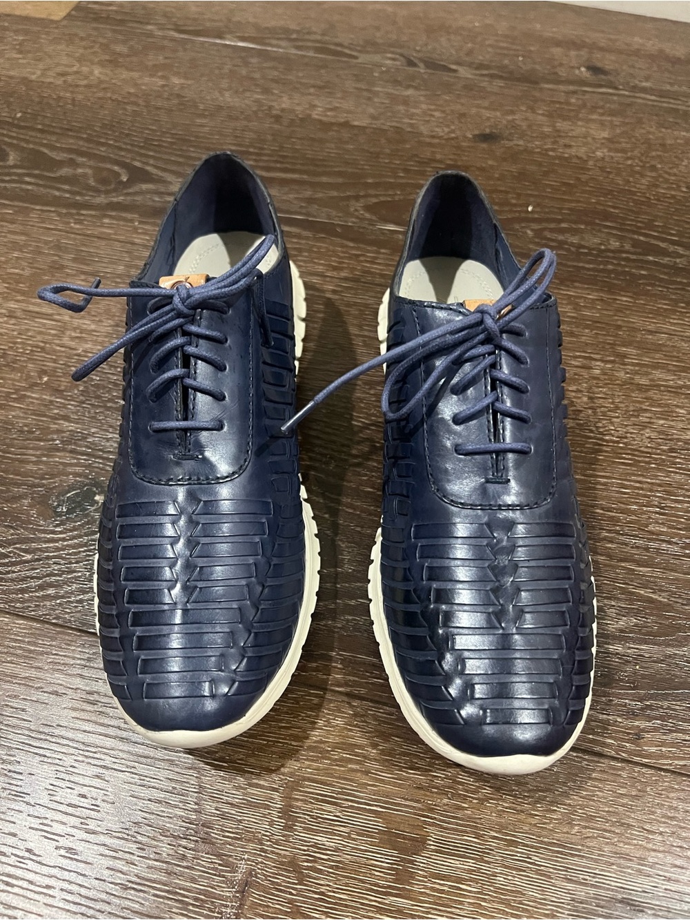 EUC zerogrand huarache oxfords cole haan Navy Leather Lace-Up Sneakers size 8